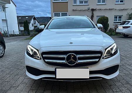 Mercedes-Benz E 220 d 4-Matic