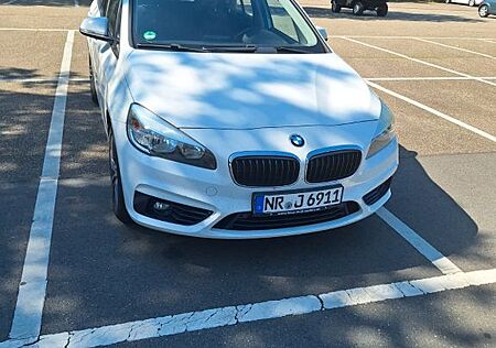 BMW 2er Verkaufe 220 Gran Tourer 220d xDrive