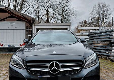 Mercedes-Benz C 220 d 4MATIC T AVANTGARDE Autom. AVANTGARDE