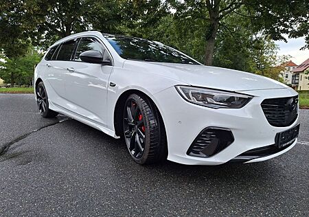 Opel Insignia 2.0 BiTurbo Diesel GSI Auto 4x4 ST