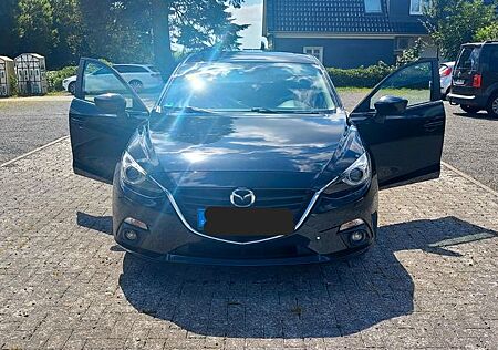 Mazda 3 2.0 SKYACTIV-G 120 Center-Line Center-Line