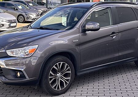Mitsubishi ASX Top 1,6 DI-D 1.Hand Xenon Leder Navi