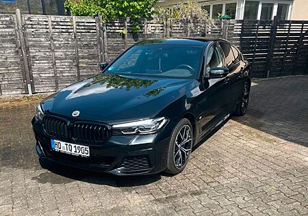 BMW 530e - M-Sport/Kamera/Shadow-Line/Sitzbelüftung