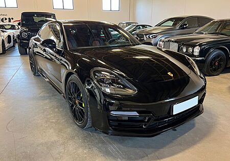 Porsche Panamera Sport Turismo 4 E-Hybrid