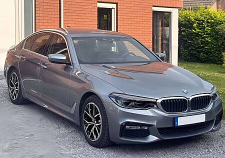 BMW 520d M Sport Laser*Navi*Leder*