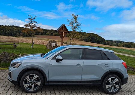 Audi Q2 35 TFSI *8-fach bereift*AHK*NAVI*SHZ*Kamera