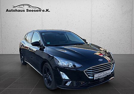 Ford Focus Lim. Titanium*Navi*ACC*Spurhalteassistent*