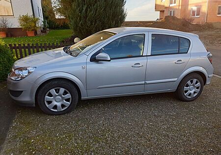 Opel Astra 1.6 Ecotec von Rentner