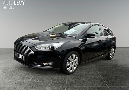 Ford Focus 1.0 Titanium NAVI+SHZ+PDC