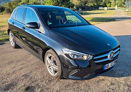 Mercedes-Benz B 200 B 200d, 8Gang,LED,Sitzhzg.MFL,Spurass.Navi,etc