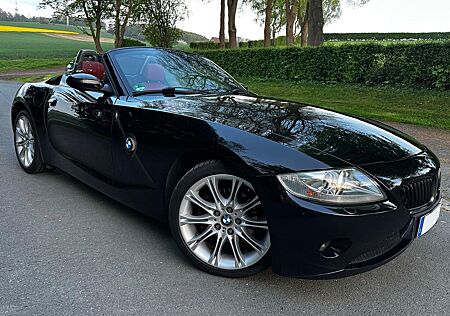 BMW Z4 3.0i SMG Cabrio M-SPORTFAHRWERK-XENON-OPENAIR