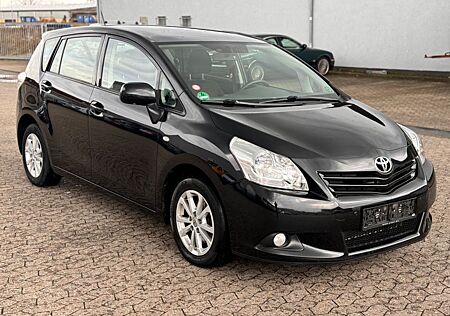 Toyota Verso Edition 2.0D Panorama - 2x PDC - TÜV NEU