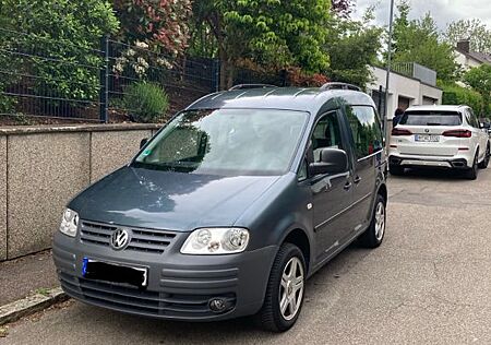 VW Caddy Volkswagen Life 1.6 Campingbox