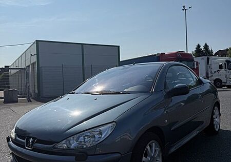 Peugeot 206 CC Cabrio Platinum 1.6 HDi