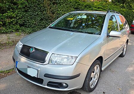 Skoda Fabia Combi 1.4 16V 59 kW Ambiente Ambiente