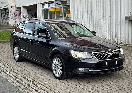 Skoda Superb 2.0 TDI Elegance Combi