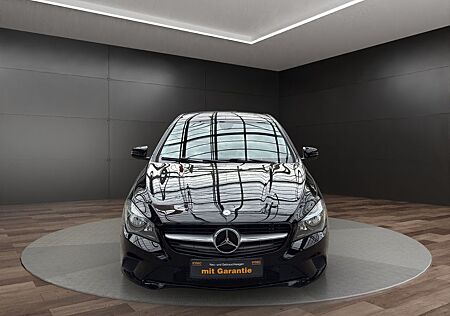 Mercedes-Benz CLA 180 CLA -Klasse *TÜV NEU*KLIMA*NAVI*