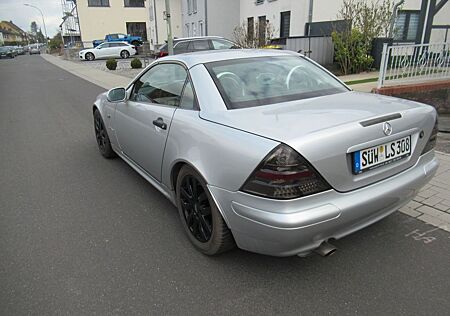 Mercedes-Benz SLK 200 -