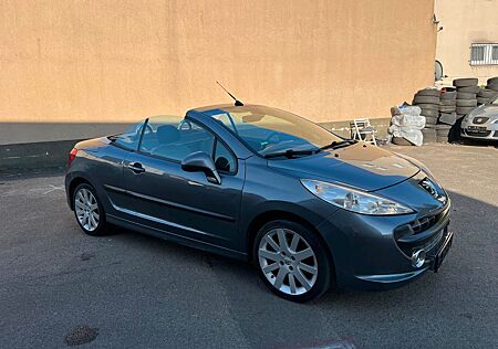 Peugeot 207 CC Cabrio-Coupe Sport !TÜV NEU!