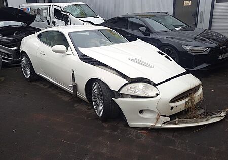 Jaguar XK 3.5L V8 Coupé -