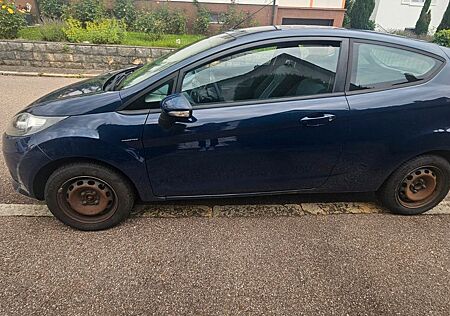 Ford Fiesta 1.25 + TÜV Neu