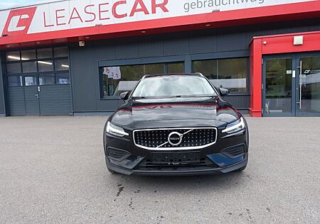 Volvo V60 CC V60 Cross Country Pro AWD *EXP. 15990*