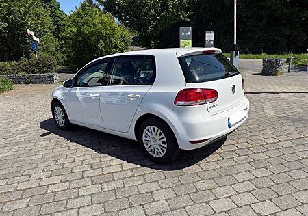 VW Golf Volkswagen 1.2 TSI 63 kW Comfortline TÜV08/26 Navi