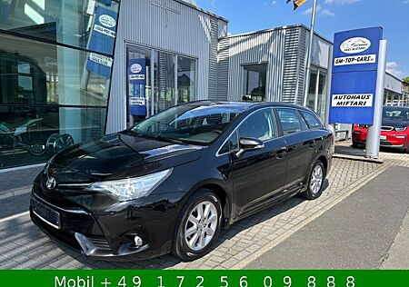 Toyota Avensis 1,6 D4D Touring Sports Comfort AHK Navi