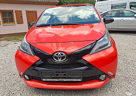 Toyota Aygo (X) Aygo -cite 1. Hand, Klima Service + HU neu