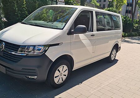 VW T6 Kombi Volkswagen ,9Sitze,Automatik,Klima hinten,PDC