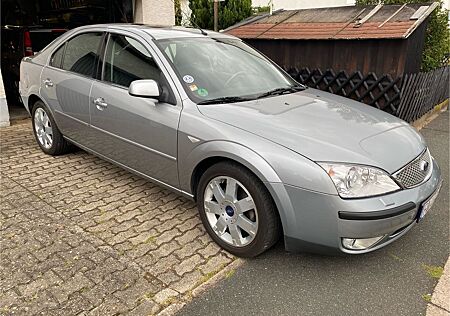 Ford Mondeo 1,8 SCi 96 kW Ghia 1. Hand