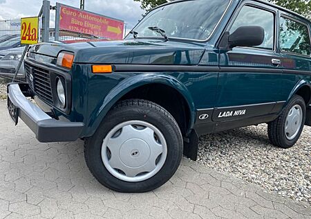 Lada Niva Only