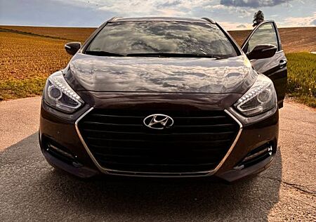 Hyundai i40 1.7 CRDi 85kW blue Trend Trend