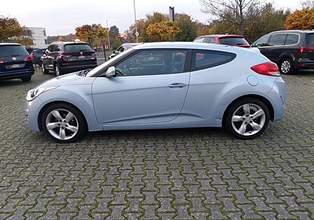 Hyundai Veloster Style Navi+Cam+Klima+Alu+Bluetooth+MFL