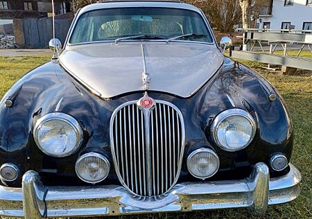 Jaguar MK II