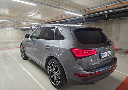 Audi Q5 3.0 TDI S tronic quattro -