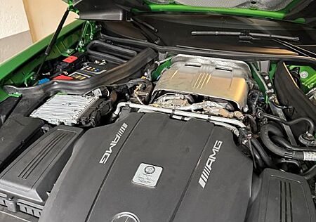 Mercedes-Benz AMG GT R Mercedes- R