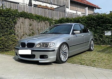 BMW 330i E46