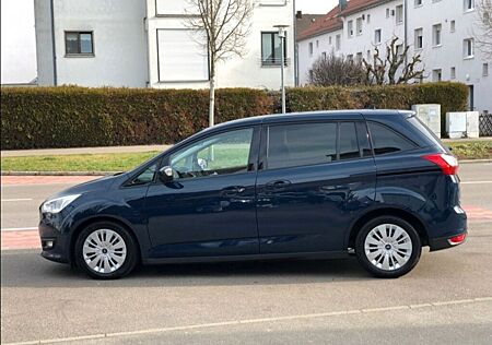 Ford Grand C-Max 2,0TDCi 110kW PowerShift Titaniu...