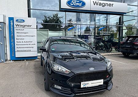 Ford Focus 2,0 EcoBoost ST Leder-Sport-Paket