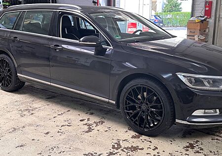 VW Passat Variant Volkswagen 2.0 TDI SCR 140kW Highline Va...