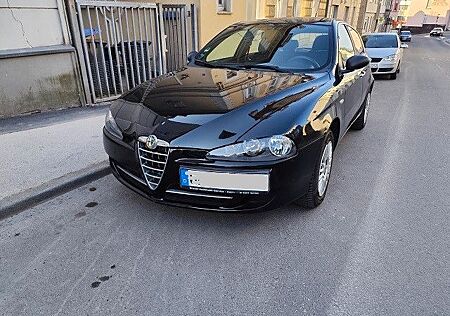 Alfa Romeo 147 Alfa 1.6 TS 16V Kamera.Klima.5türig