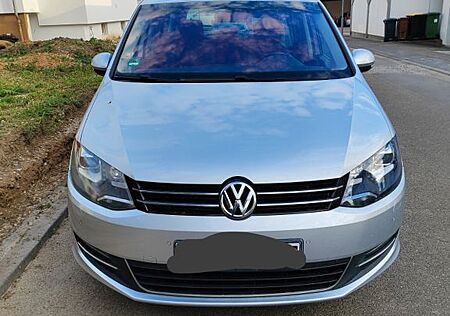 VW Sharan Volkswagen 2.0 TDI DSG 125kW BMotion T Comfortli...