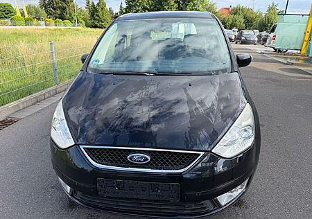 Ford Galaxy Trend 2,0 Benzin 7 sitze