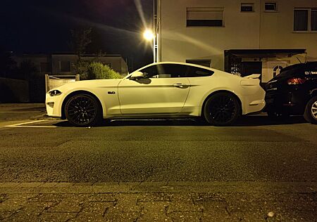Ford Mustang Fastback GT 5.0 V8 Aut. Garantie 08/27