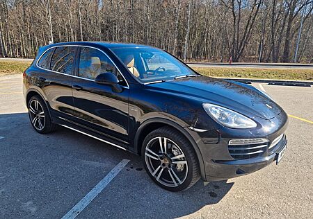 Porsche Cayenne S Diesel V8