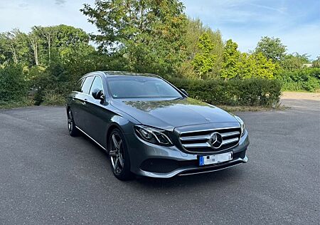 Mercedes-Benz E 220 d T Autom. - Avantgarde Pano Burmester