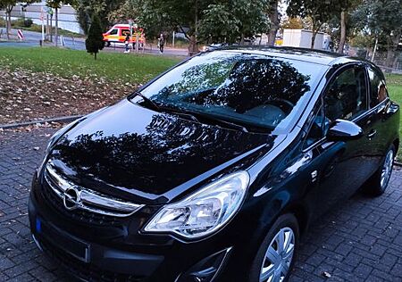 Opel Corsa D 2012 75 PS