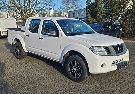 Nissan Navara 2.5dCi 4x4 Doka Klima AHK SH