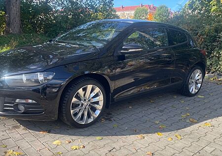 VW Scirocco gebraucht kaufen VW Scirocco Volkswagen 2.0 TSI DSG Standard